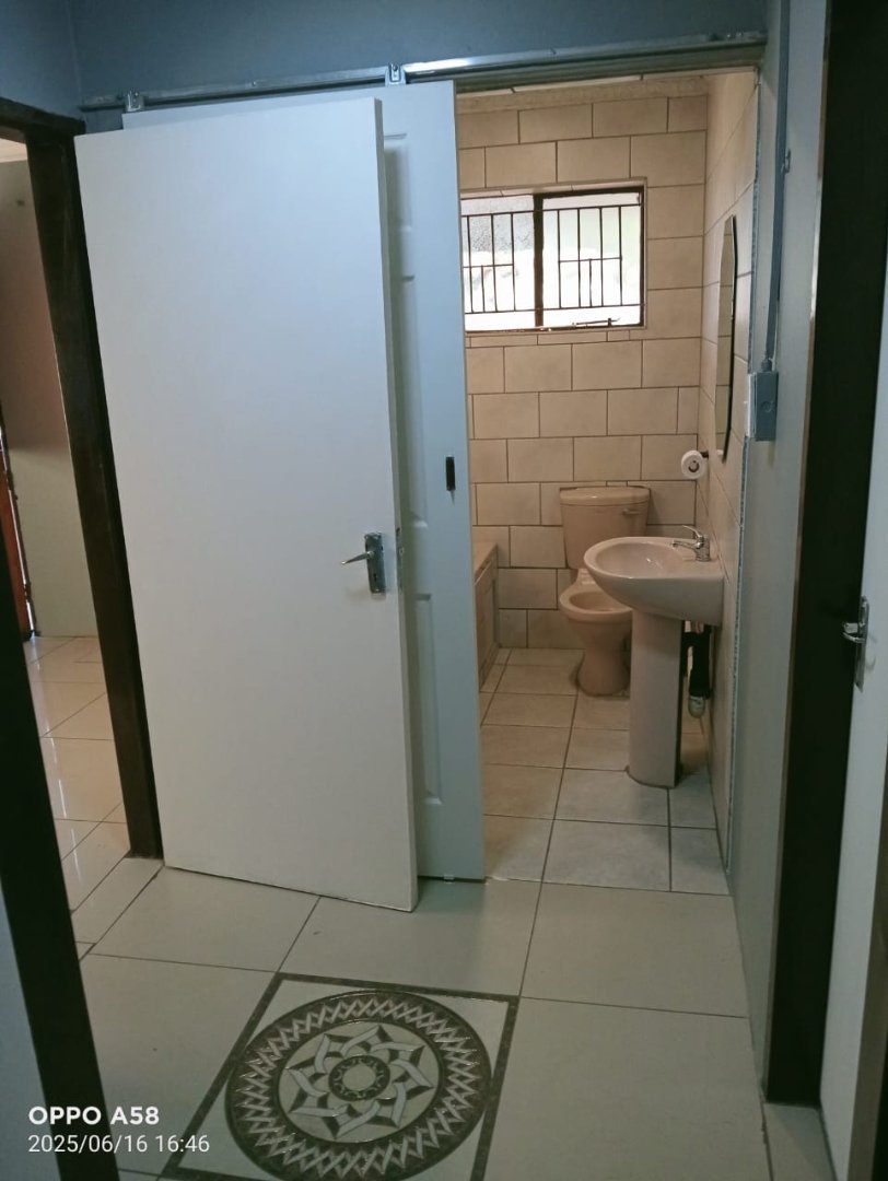  Bedroom Property for Sale in Bloemside 4 Free State